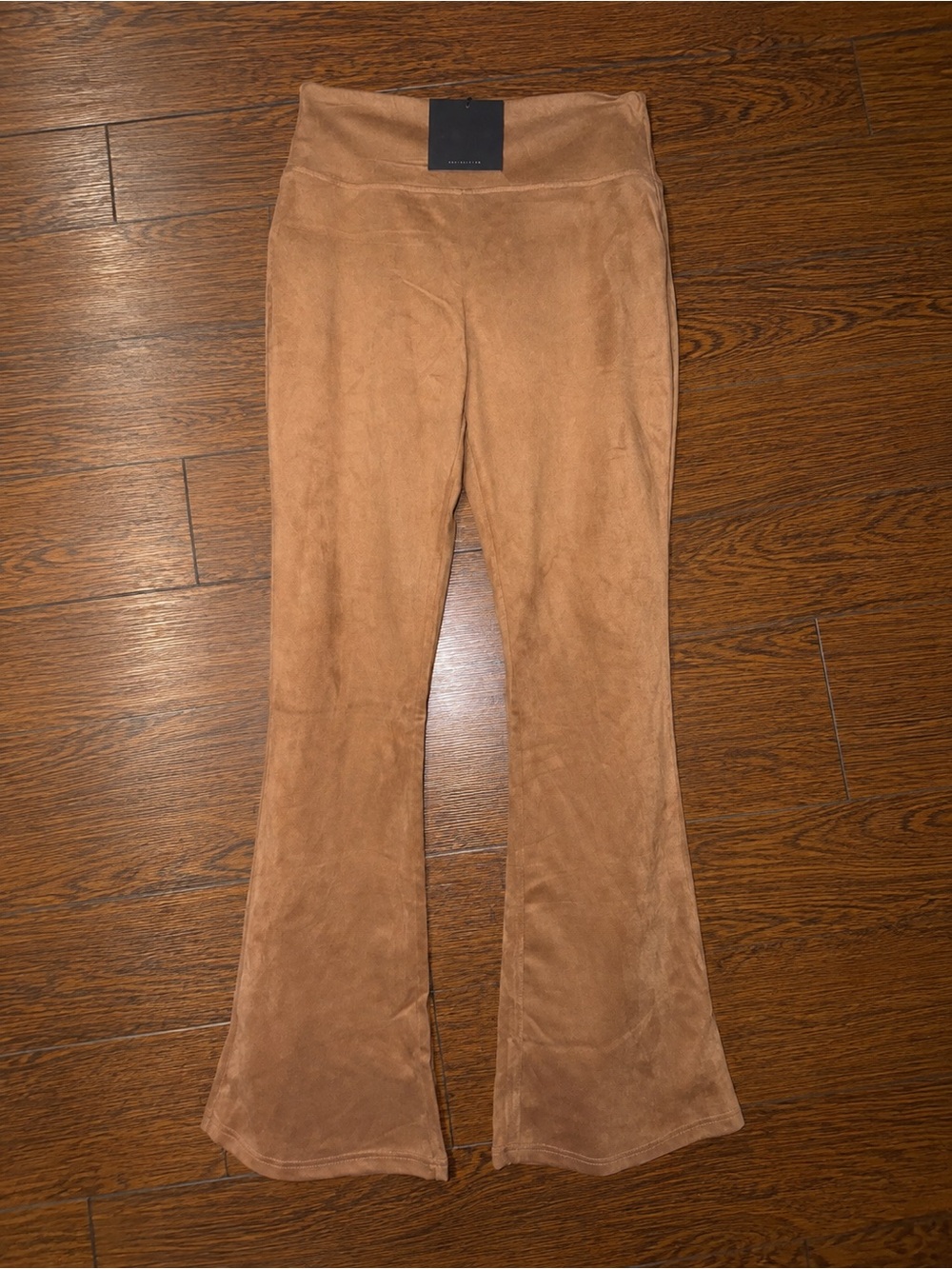 Le Lis Camel Brown Flare Pants Sz M NWT